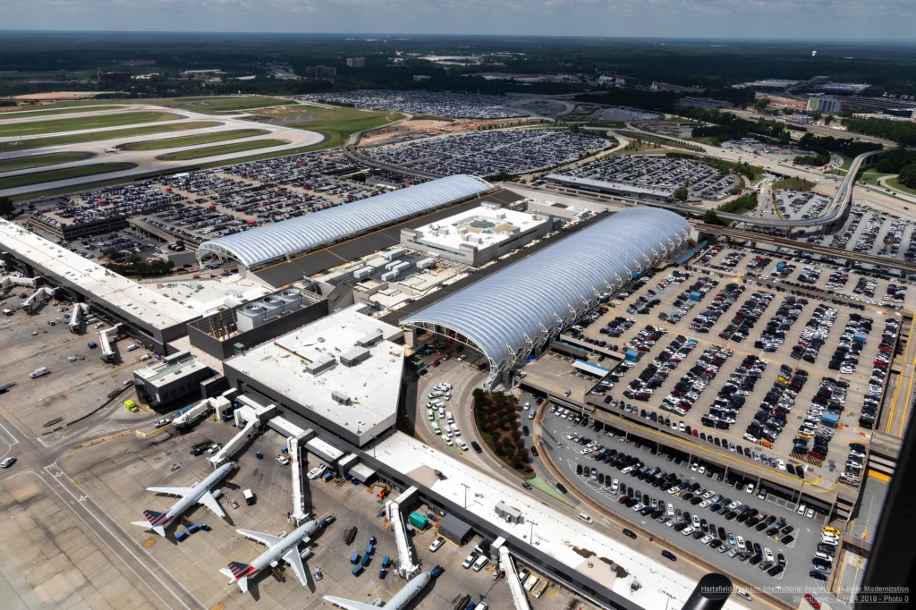 Top 10 Busiest Airports in the World