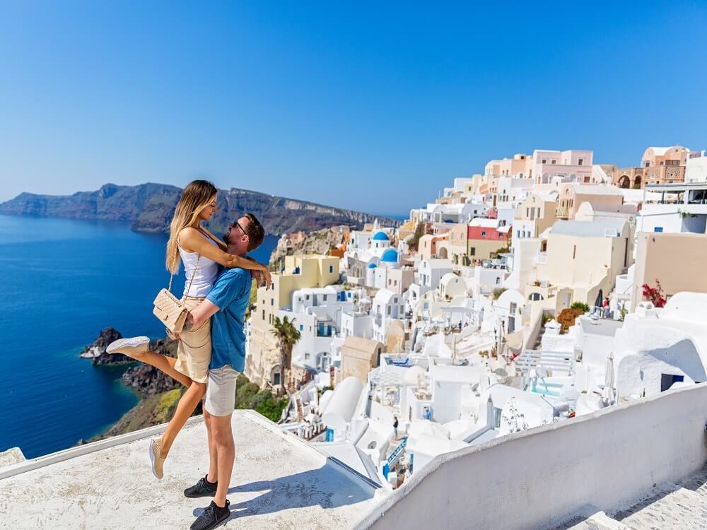 10 Most Romantic Honeymoon Destinations in the World